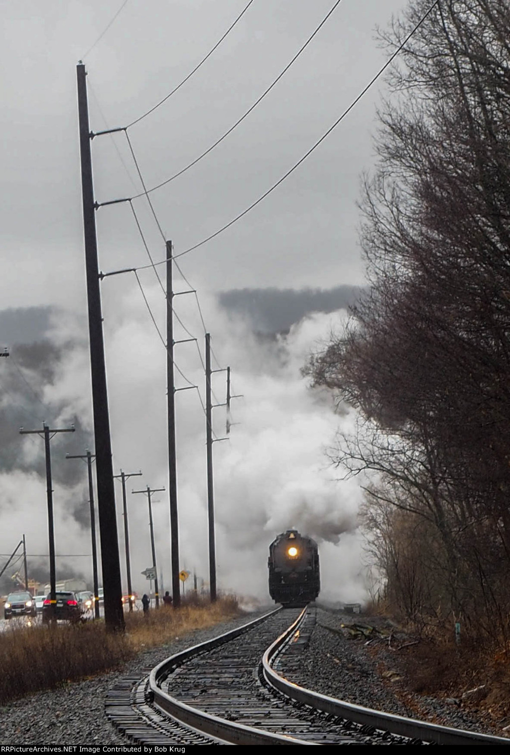 RDG 2102 on the long straight at Zehners